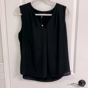 NWT White House Black Market Blouse Shell Top Womens 12 Black Sleeveless V-Neck